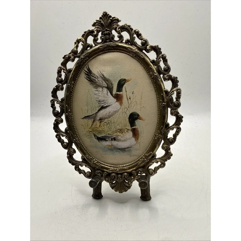 Vintage Quilt Duck Picture On Stand Ornate Oval Gold Metal Picture Made Italy